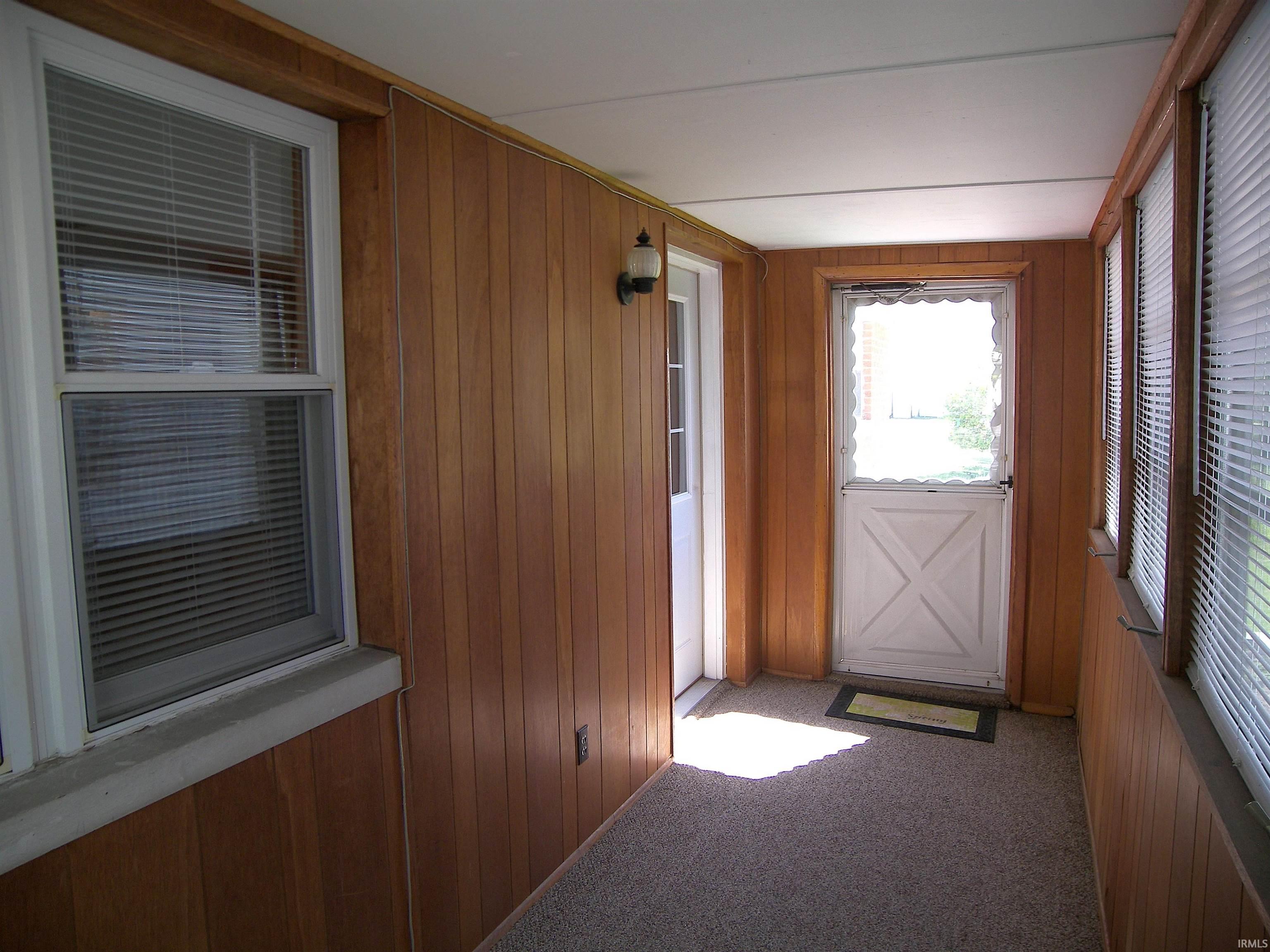 210 North Tucker Street Mentone, IN 46539 - Photo 10 of 36