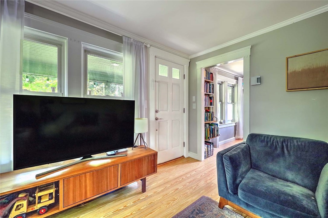 264 Sowams Road Barrington, RI 02806 - Photo 16 of 50