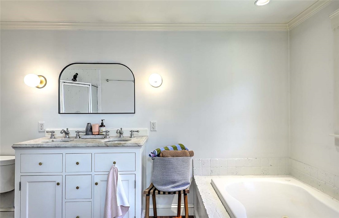 264 Sowams Road Barrington, RI 02806 - Photo 23 of 50