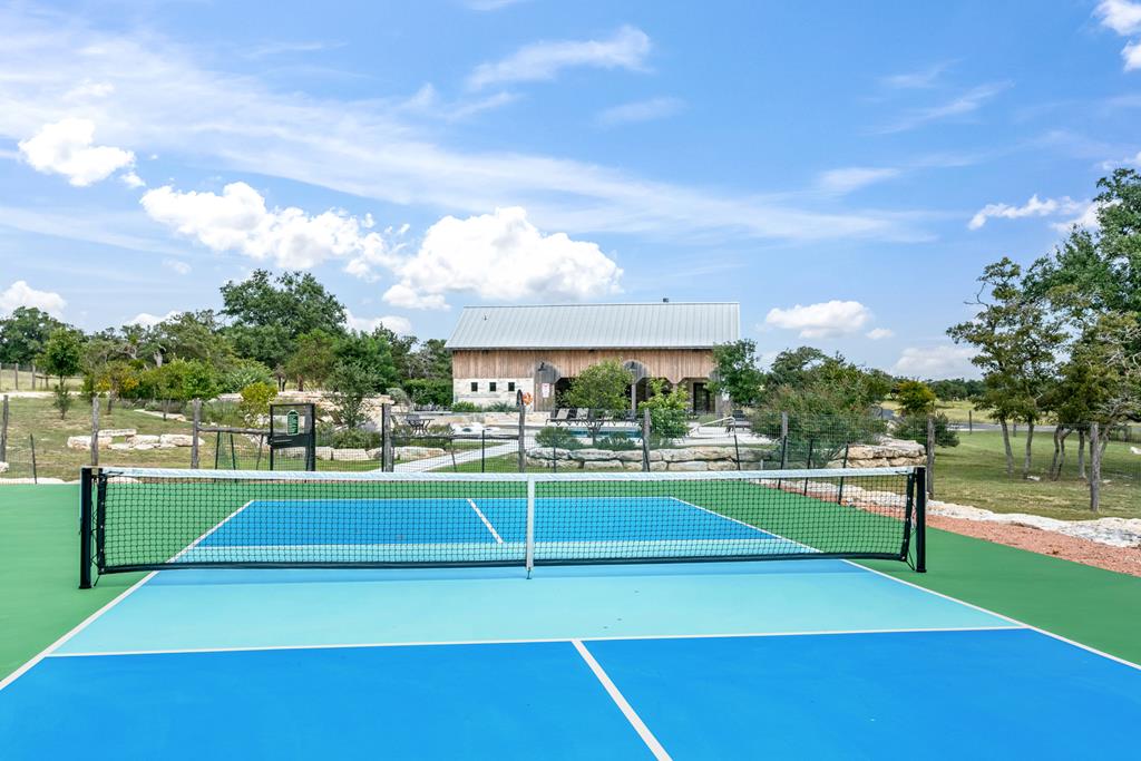 4 Inspiration Loop Fredericksburg, TX 78624 - Photo 10 of 14 a view of a tennis court