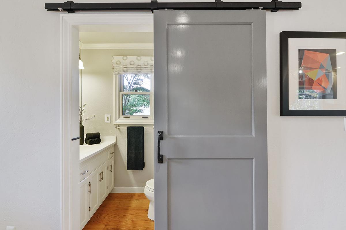 1136 Cambridge Road Burlingame, CA 94010 - Photo 17 of 42