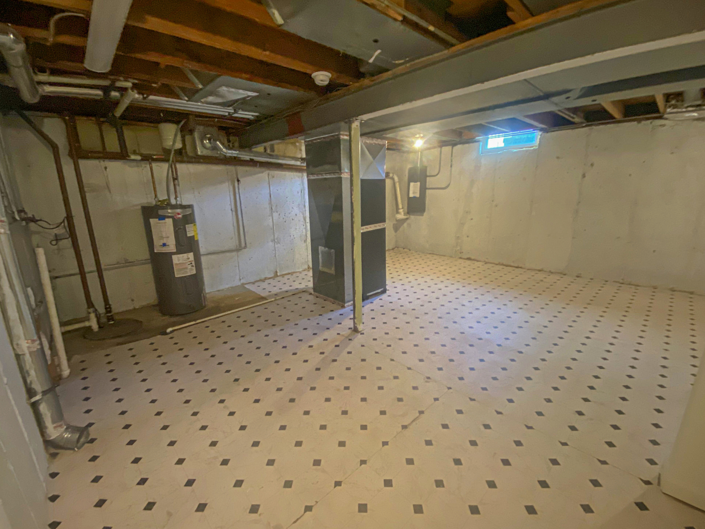 1920 Georgetown Lane Hoffman Estates, IL 60169 - Photo 9 of 28