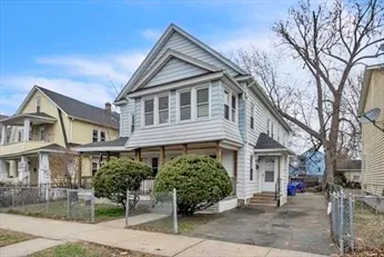 $380,000 | 124-126 Westford Circle, Springfield, MA 01109