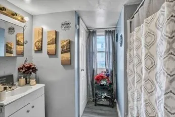 $380,000 | 124-126 Westford Circle, Springfield, MA 01109