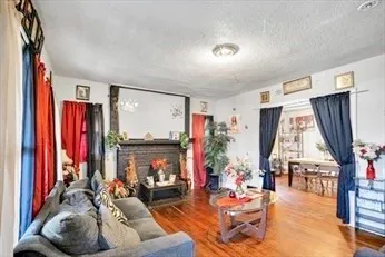 $380,000 | 124-126 Westford Circle, Springfield, MA 01109