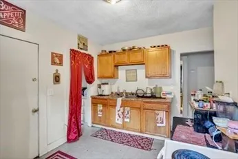 $380,000 | 124-126 Westford Circle, Springfield, MA 01109