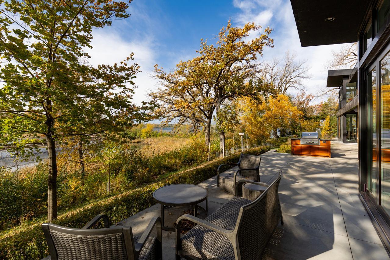 2634 Crosby Road Wayzata, MN 55391 - Photo 17 of 103