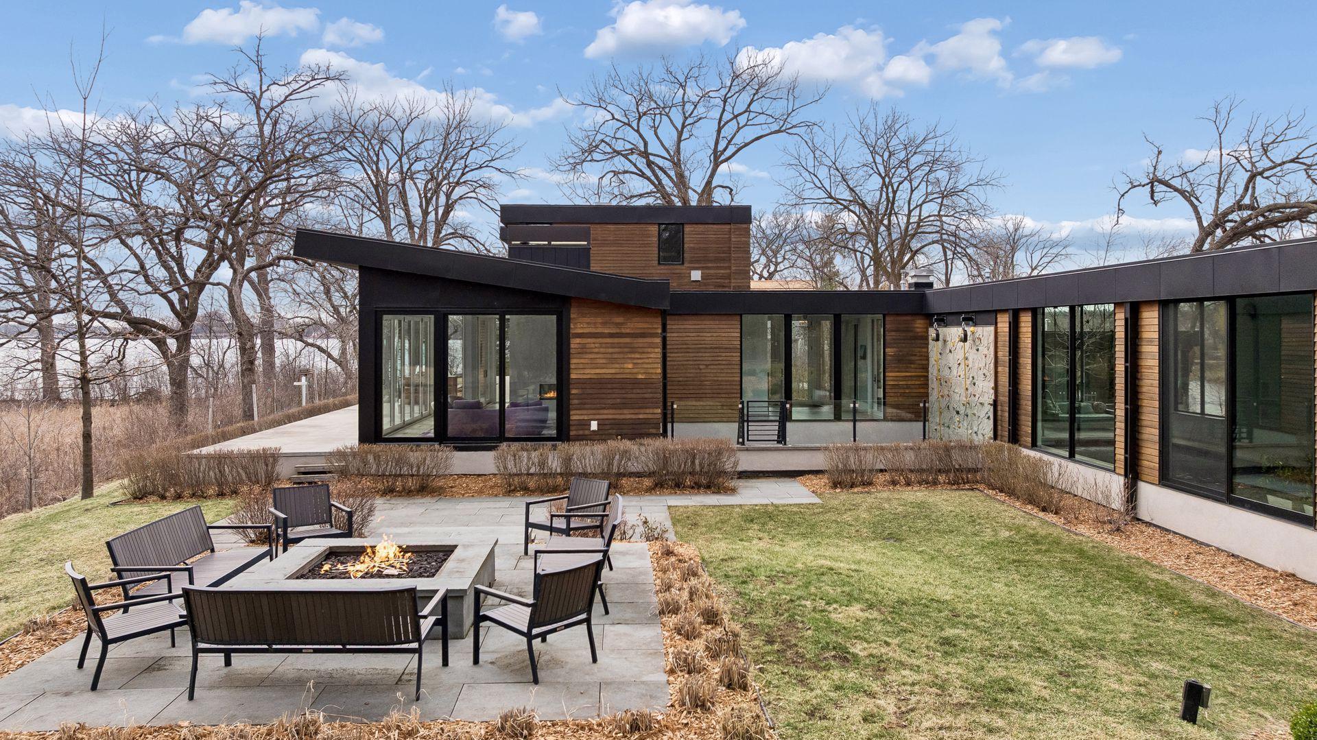 2634 Crosby Road Wayzata, MN 55391 - Photo 31 of 103