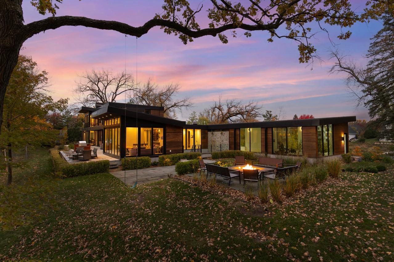 2634 Crosby Road Wayzata, MN 55391 - Photo 6 of 103