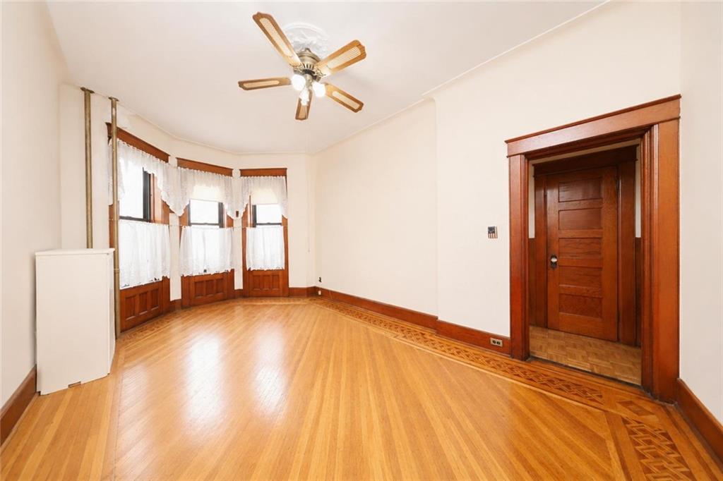 571 Bay Ridge Parkway Brooklyn, NY 11209 - Photo 8 of 31