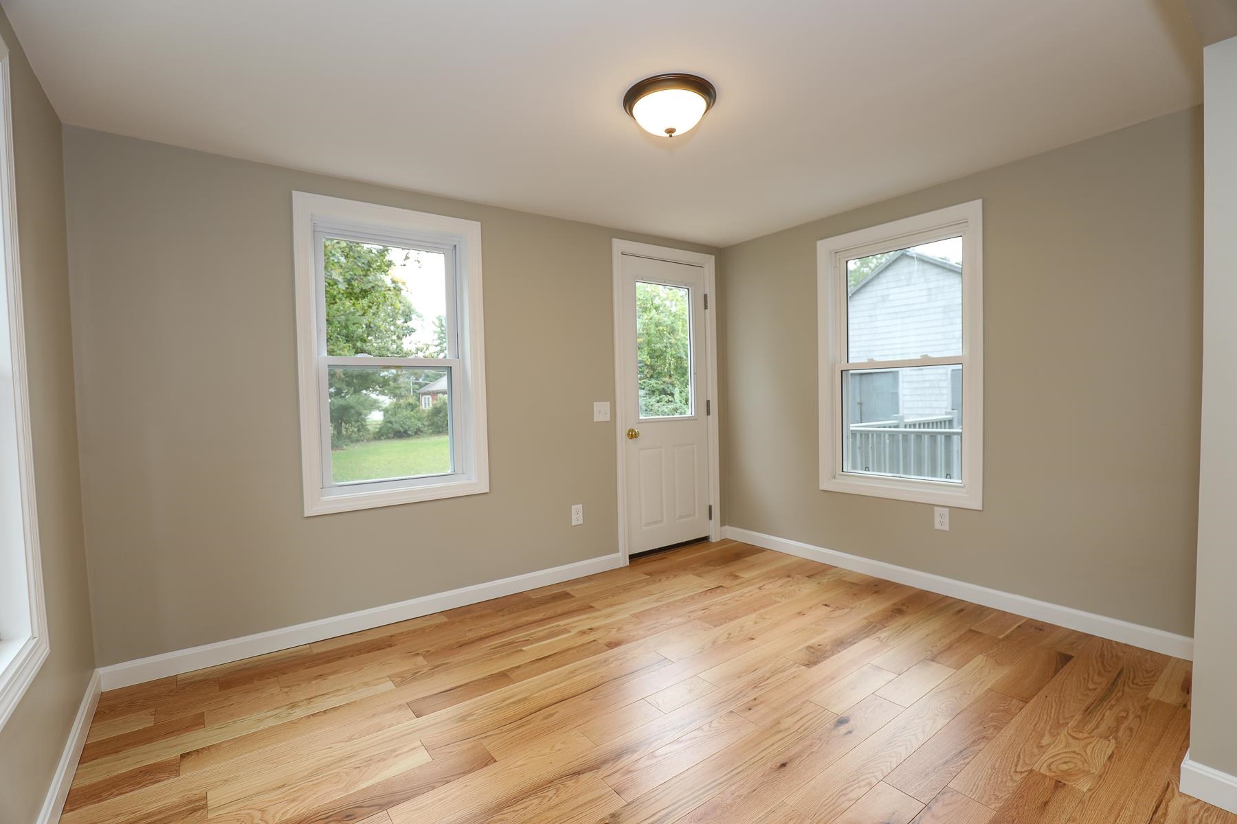36 Kingston Road Plaistow, NH 03865 - Photo 10 of 25 Gallery Image 10