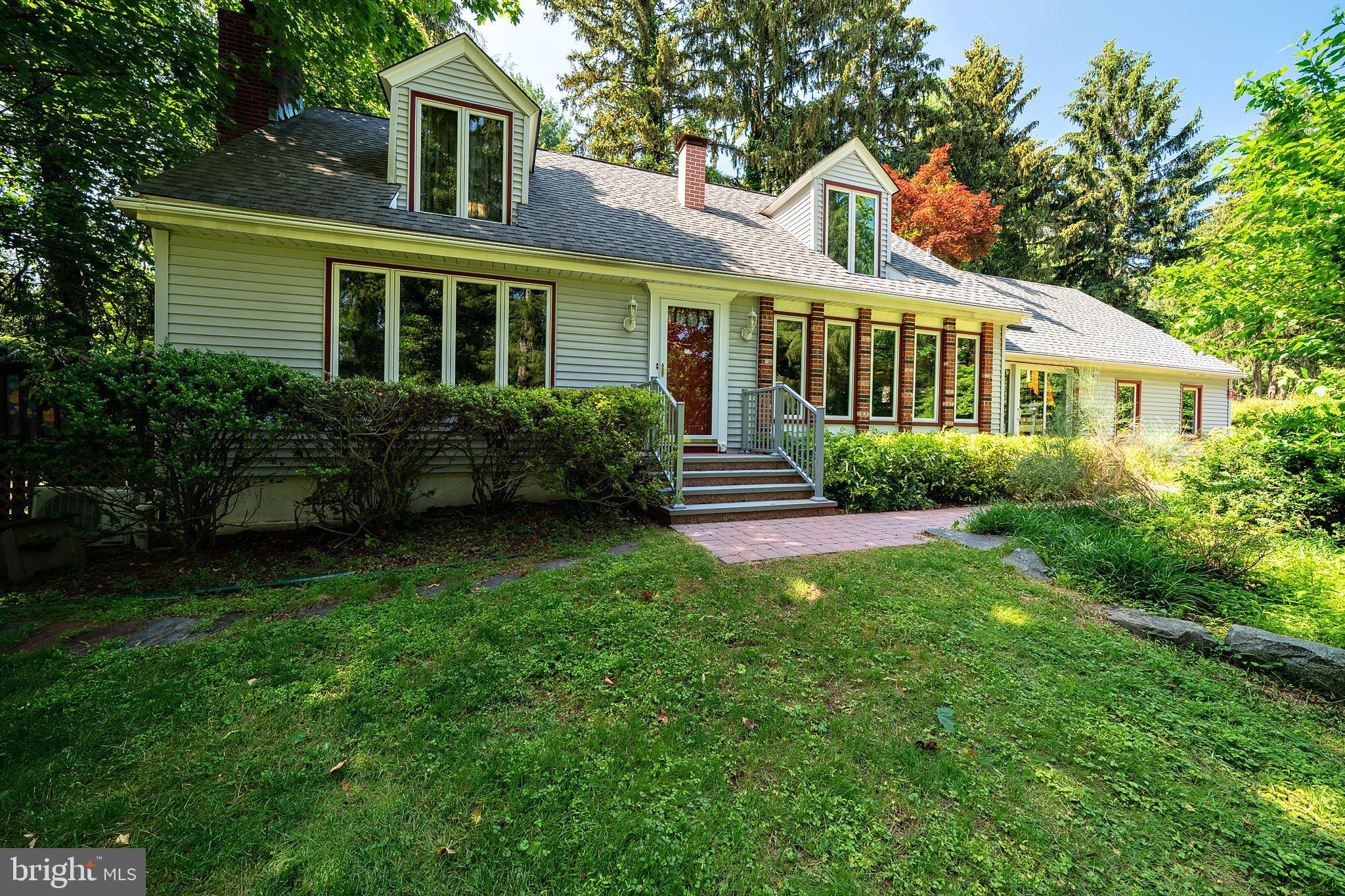 20 Mountainview Road Ewing, NJ 08628 - Photo 2 of 43 Gallery Image 2