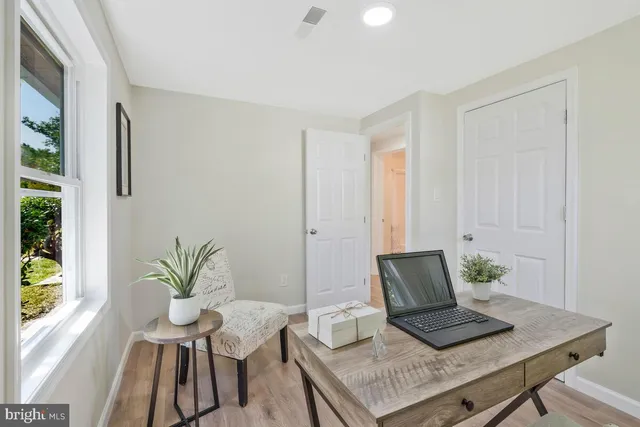 $2,250 | 21975 Baja Lane, Great Mills, MD 20634