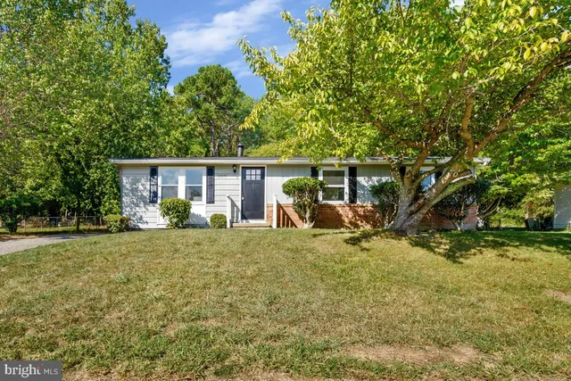 $2,250 | 21975 Baja Lane, Great Mills, MD 20634