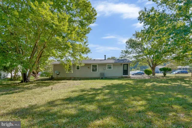 $2,250 | 21975 Baja Lane, Great Mills, MD 20634