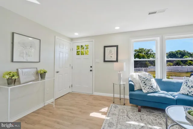 $2,250 | 21975 Baja Lane, Great Mills, MD 20634