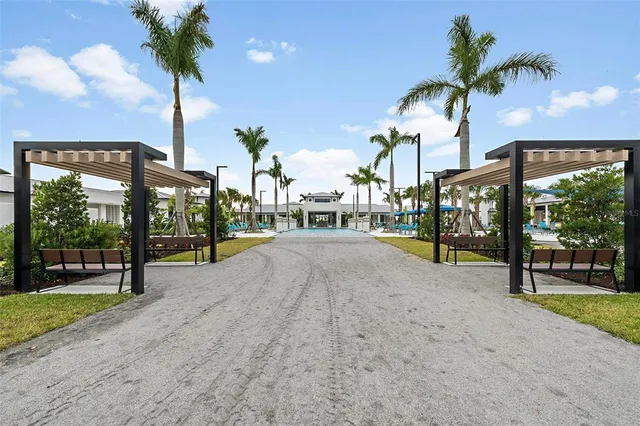 $575,000 | 11205 Livewell Court, Venice, FL 34293