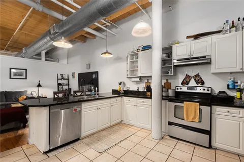 $309,900 | 1117 Douglas Avenue, Unit 103, North Providence, RI 02904