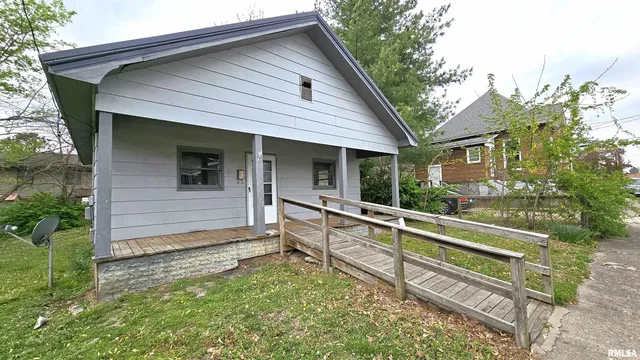 $68,500 | 202 South Liberty Street, Marion, IL 62959