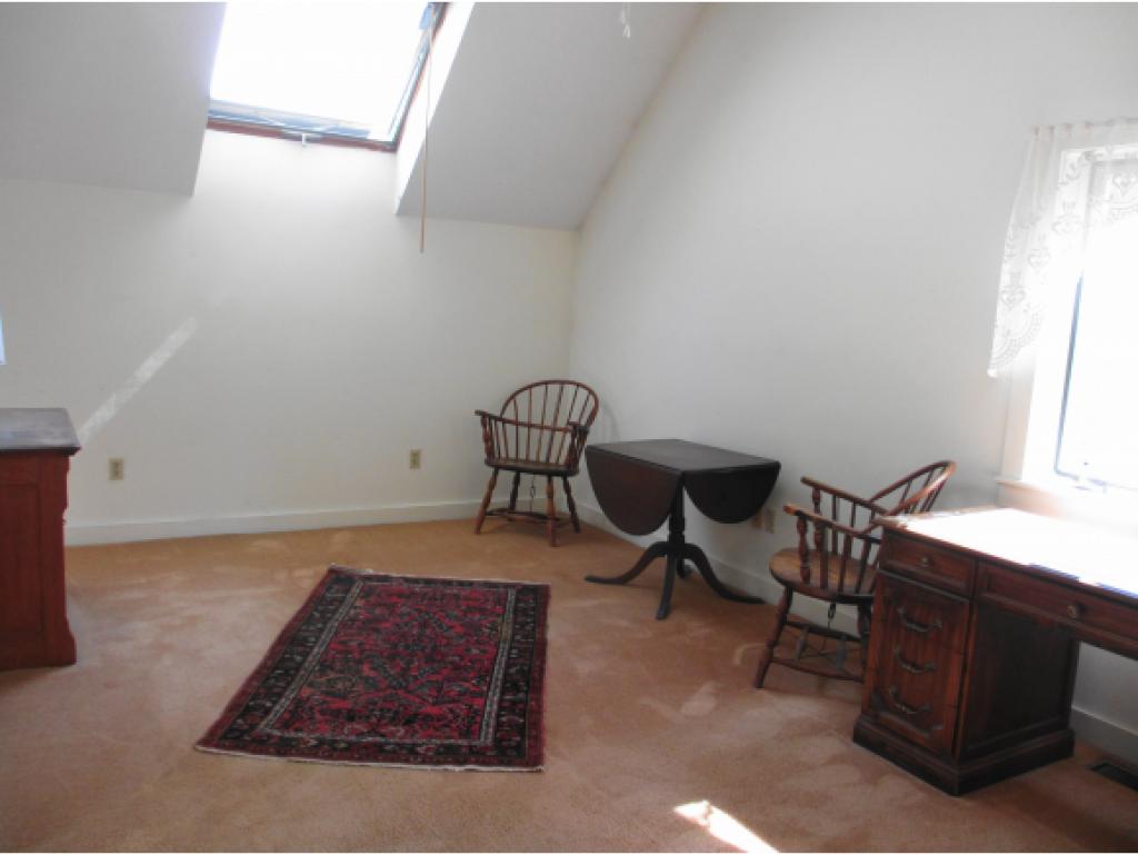 1481 Hatfield Road Hopkinton, NH 03229 - Photo 31 of 35