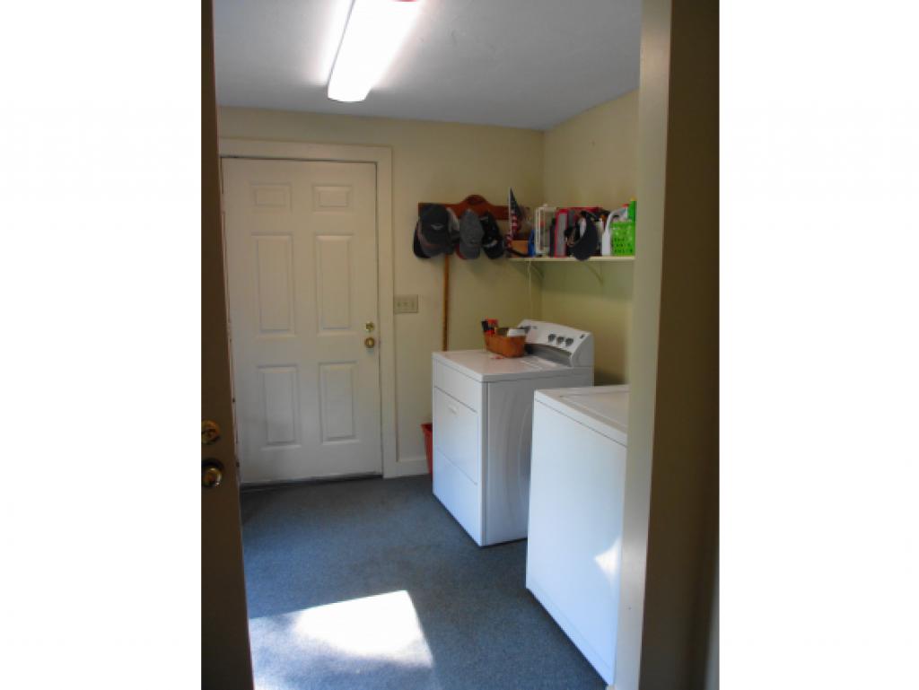 1481 Hatfield Road Hopkinton, NH 03229 - Photo 34 of 35