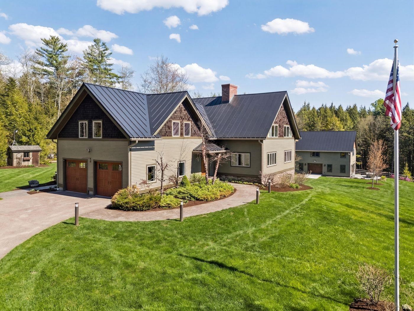 530 Houston Farm Road Stowe, VT 05672 - Photo 2 of 32