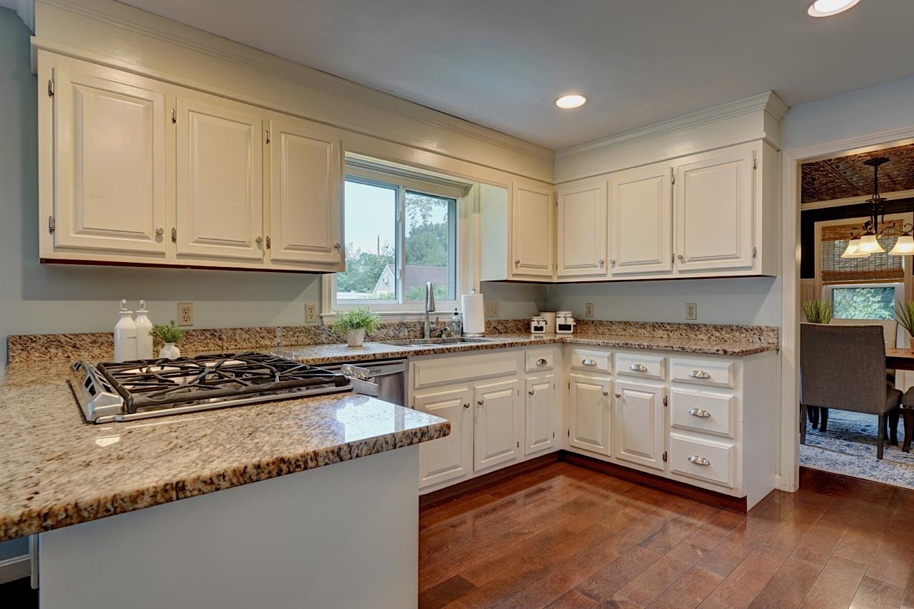 35 Edgewood Drive Hampton, NH 03842 - Photo 14 of 34