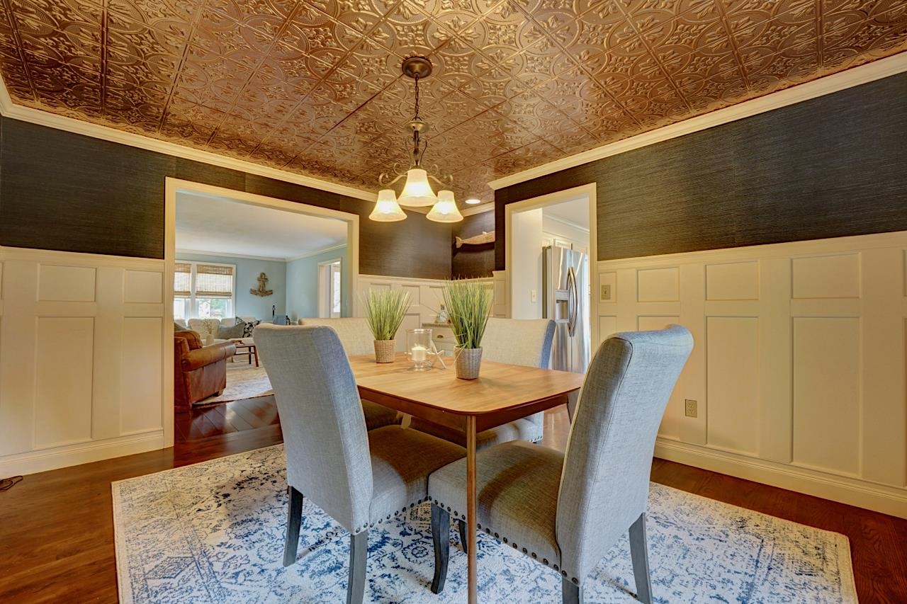 35 Edgewood Drive Hampton, NH 03842 - Photo 9 of 34