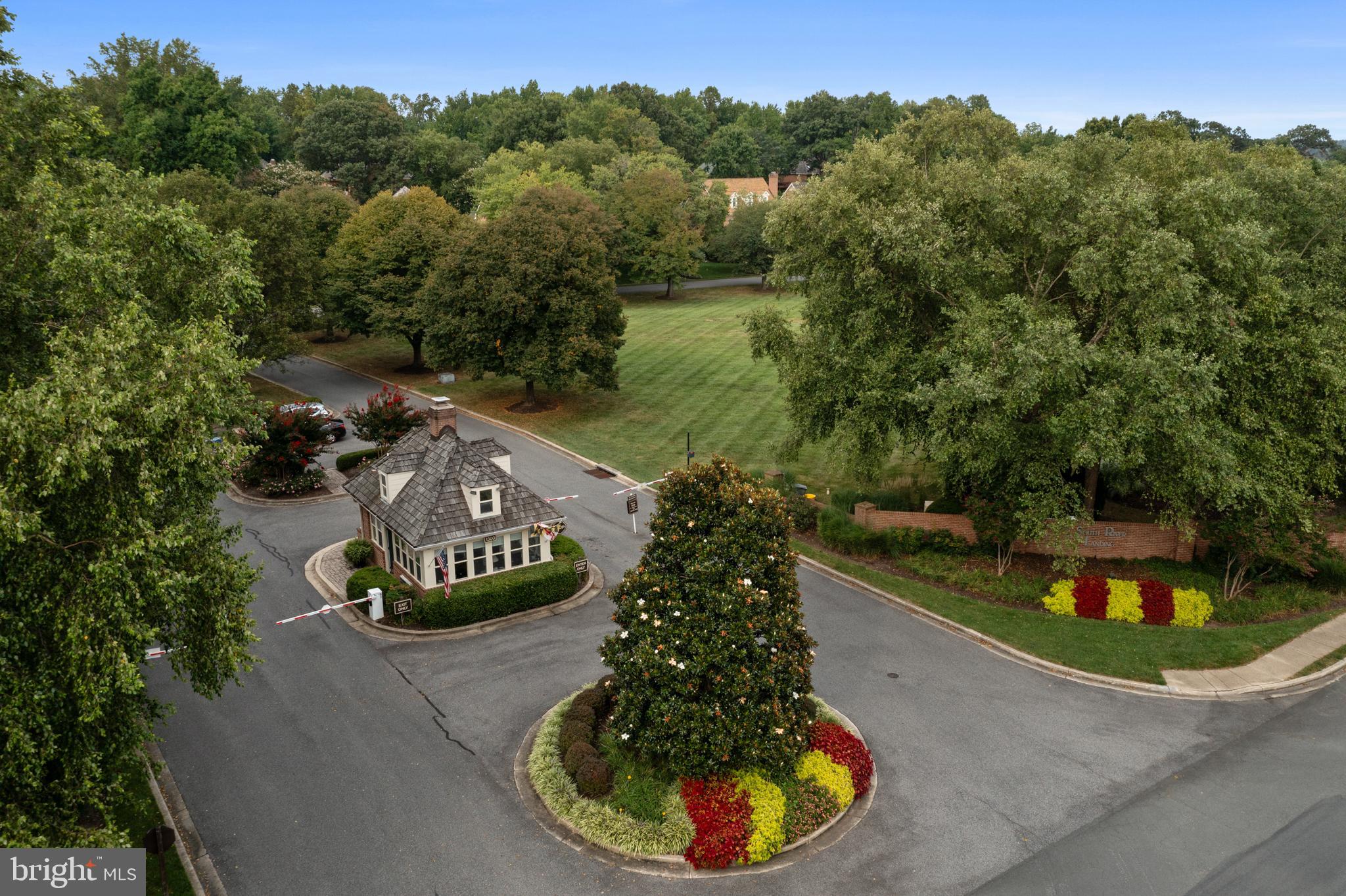 1010 South River Landing Road Edgewater, MD 21037 - Photo 4 of 10