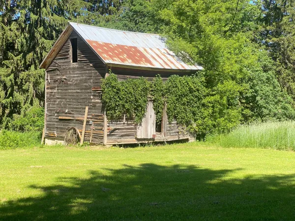 $9,990,000 | 27333 Deep River Road, Lanesboro, MN 55949