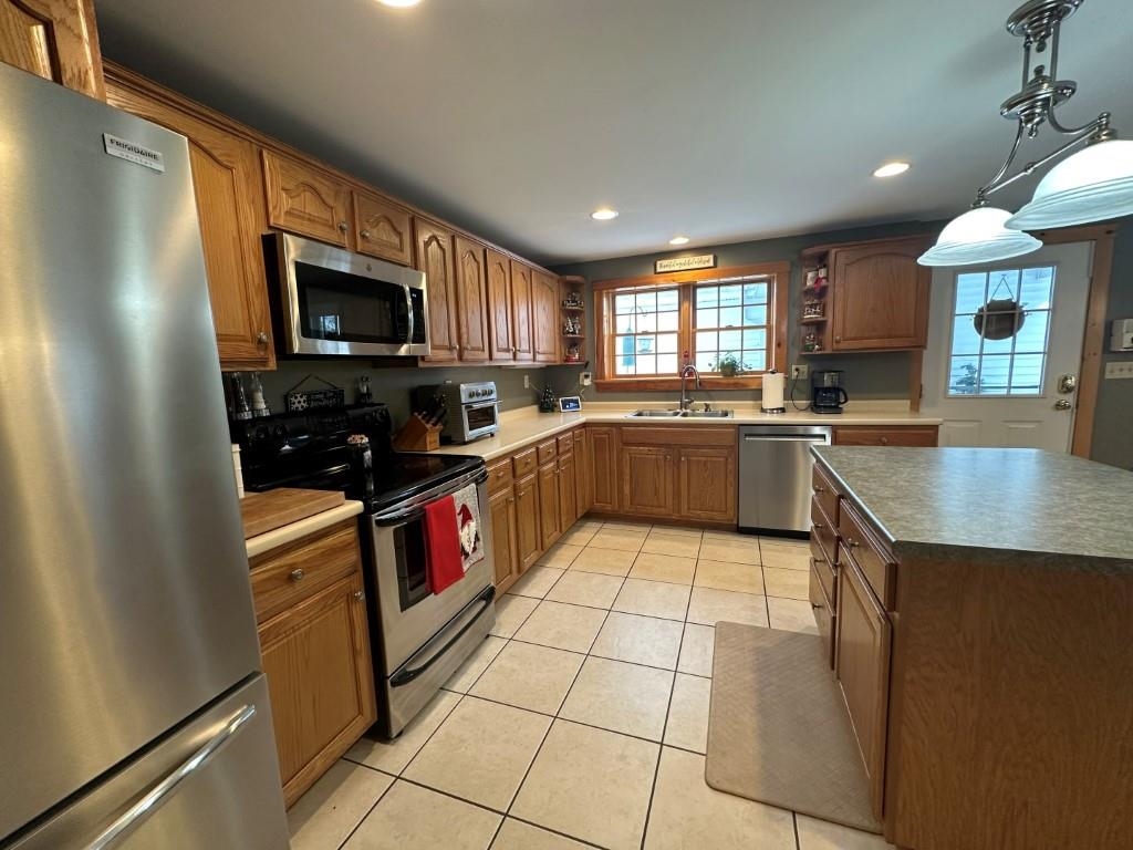 1100 Highway 12A Surry, NH 03431 - Photo 15 of 60