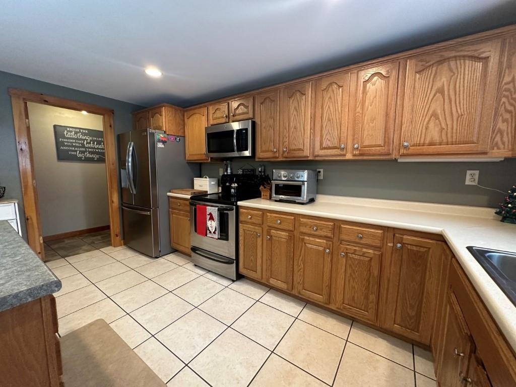 1100 Highway 12A Surry, NH 03431 - Photo 16 of 60