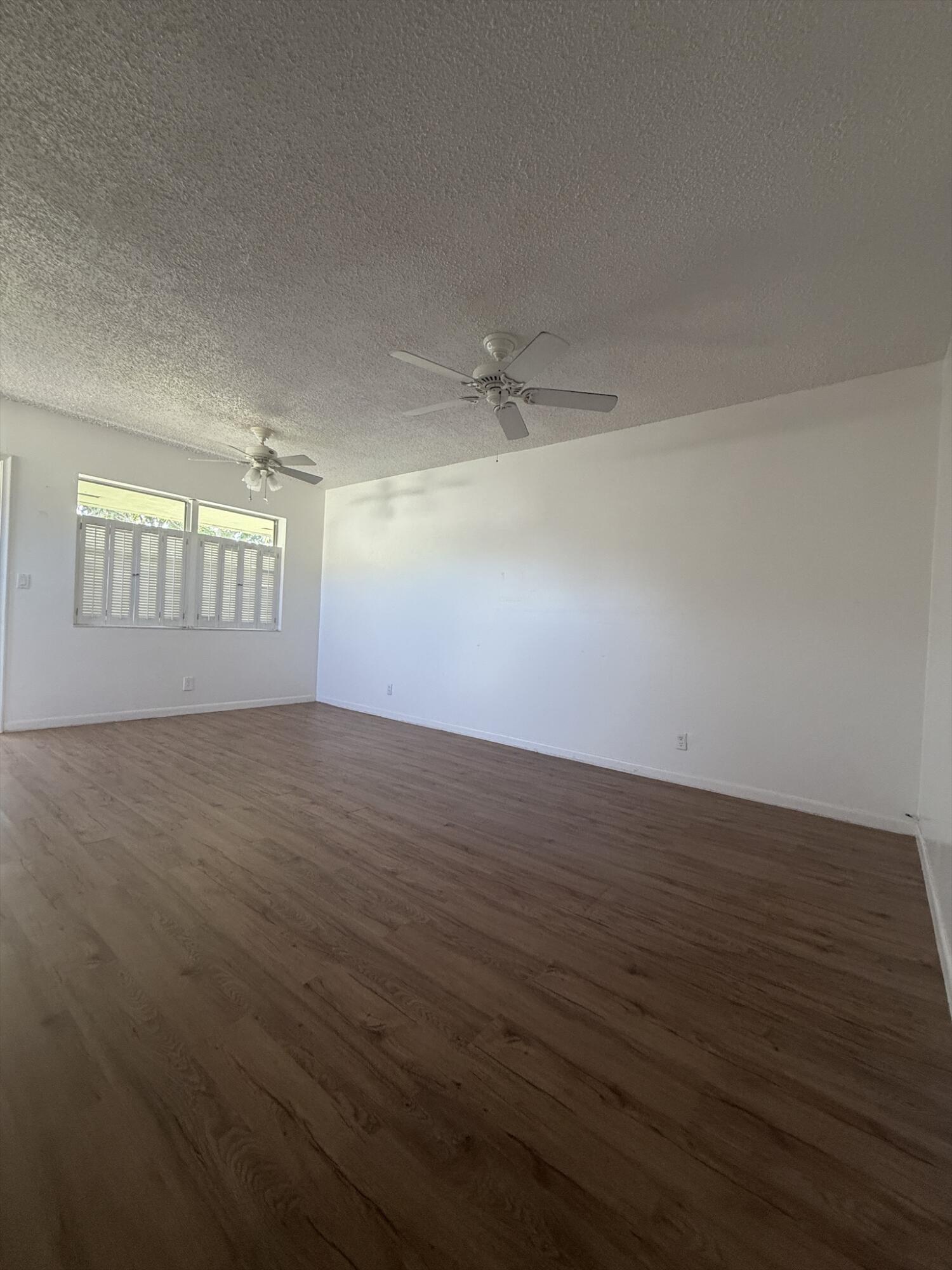 64 Norwich East Boca Raton, FL 33498 - Photo 7 of 16 IMG_0105