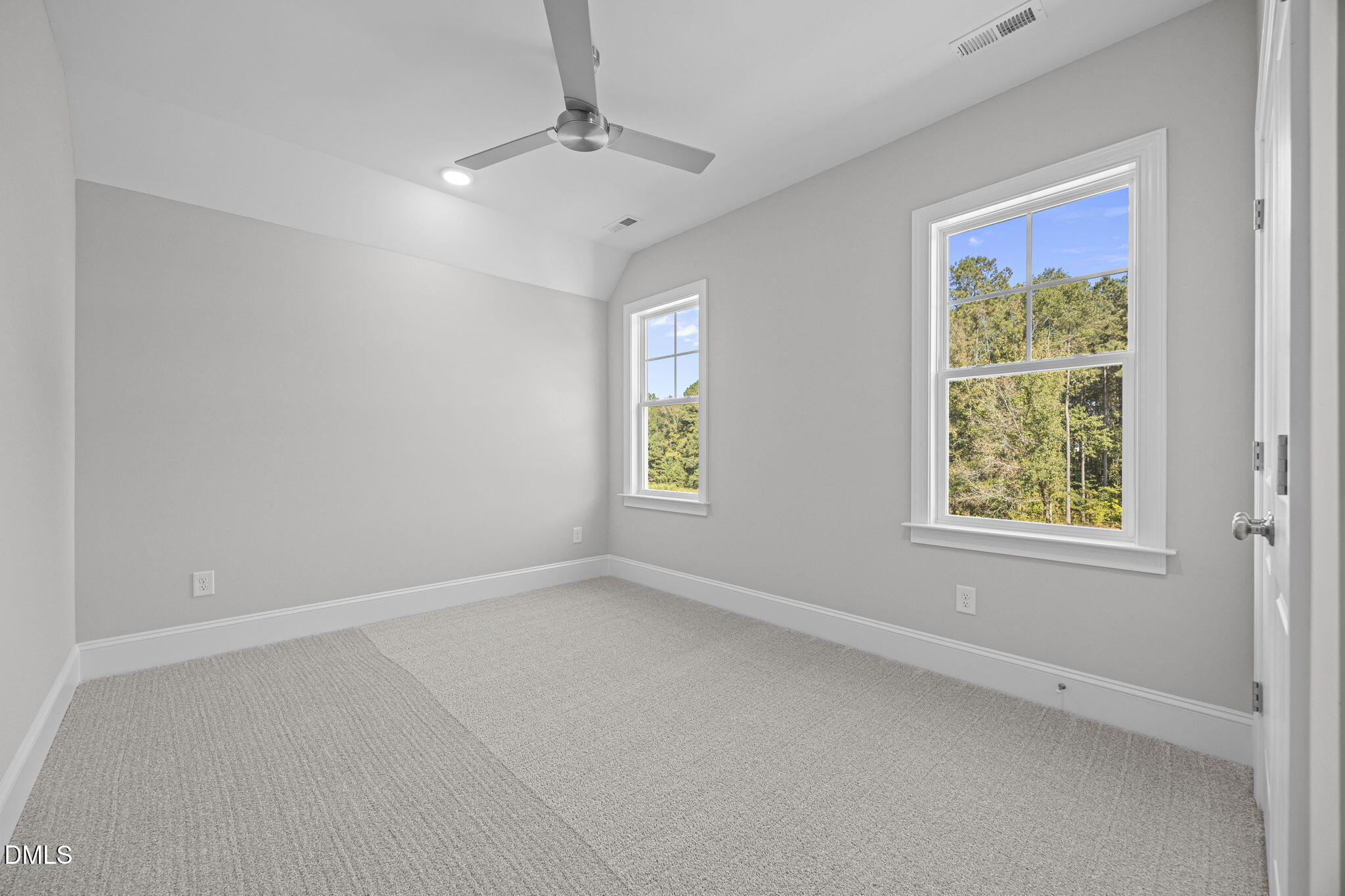 75 Broadleaf Lane Louisburg, NC 27549 - Photo 22 of 41 34-web-or-mls-IMG_5052