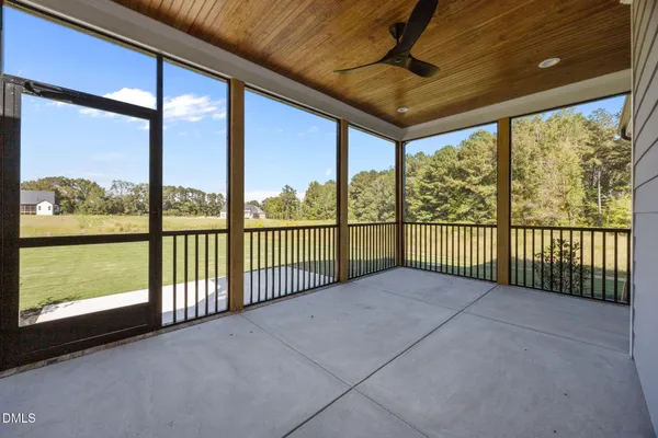 $725,000 | 75 Broadleaf Lane, Louisburg, NC 27549