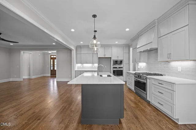 $775,000 | 75 Broadleaf Lane, Louisburg, NC 27549