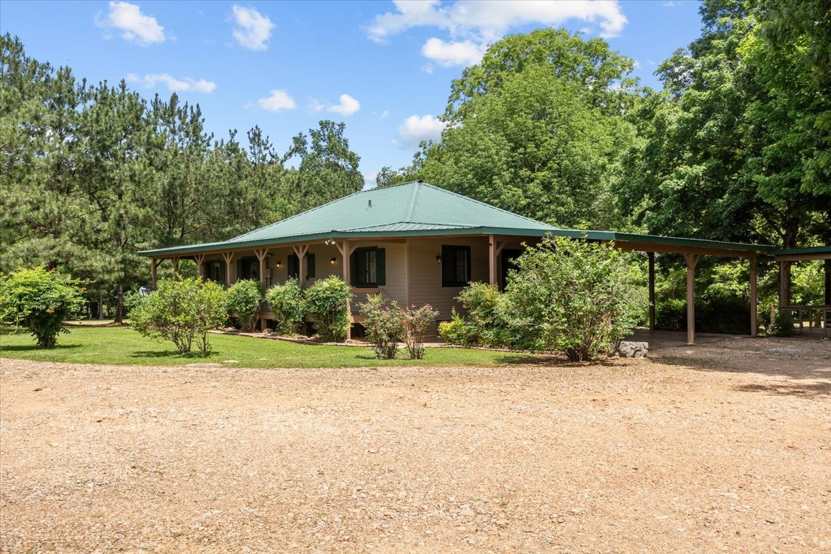 476 Gwin Cemetery Road Waverly, TN 37185 - Photo 10 of 75