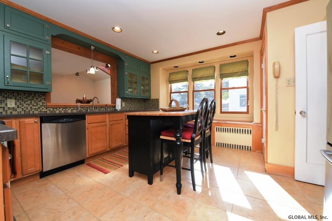 26 Forest Road Bethlehem, NY 12054 - Photo 12 of 28 Photo 12