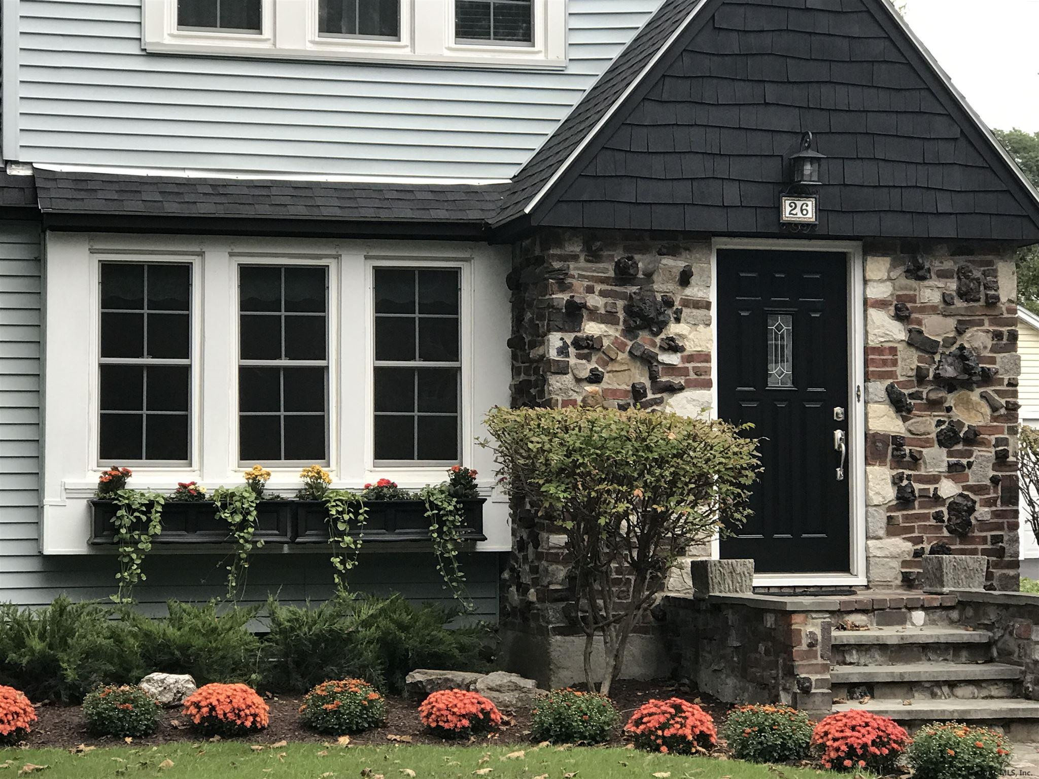 26 Forest Road Bethlehem, NY 12054 - Photo 4 of 28 Photo 4