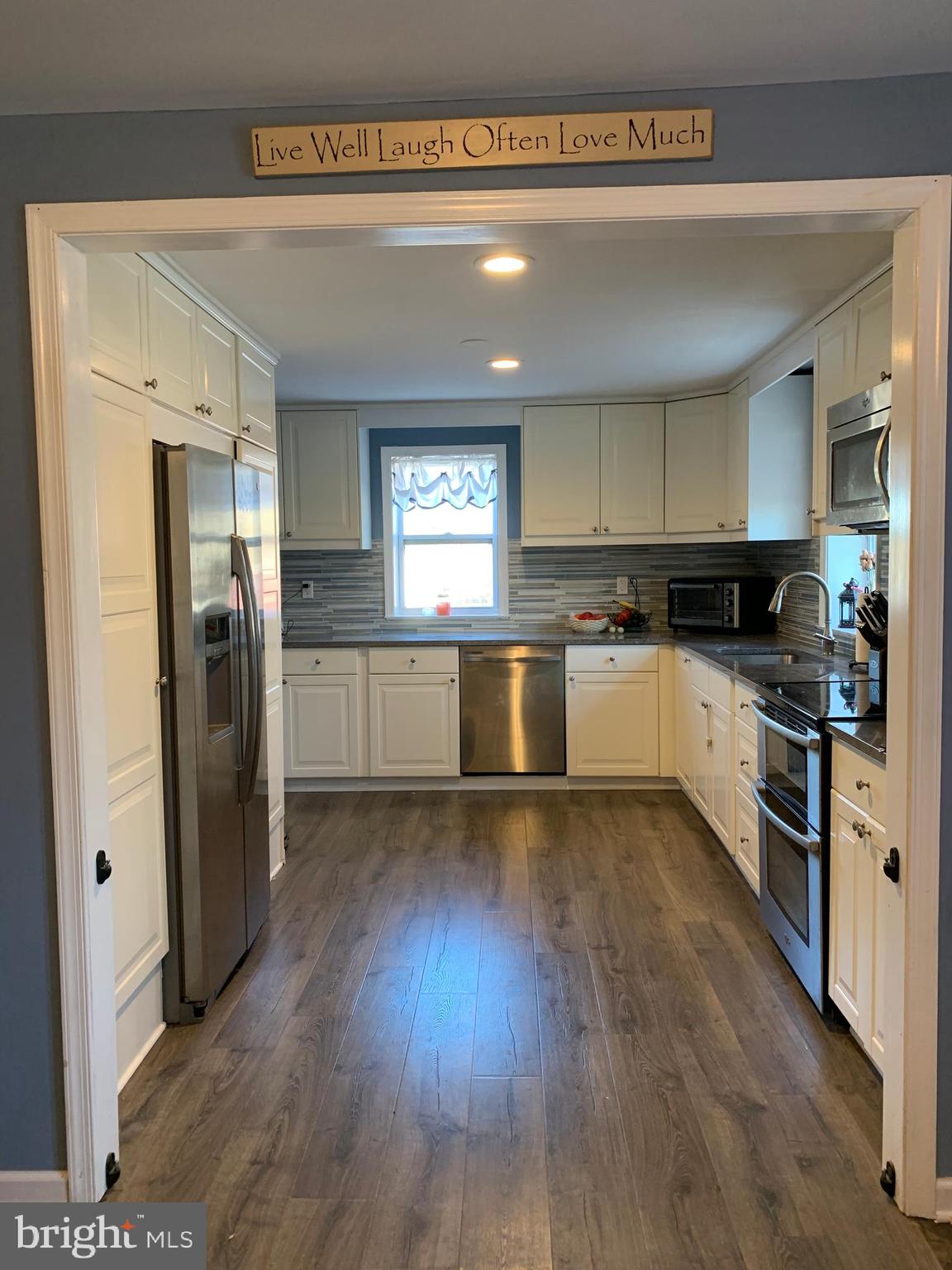 485 Hopewell Road Downingtown, PA 19335 - Photo 2 of 20 Kitchen
