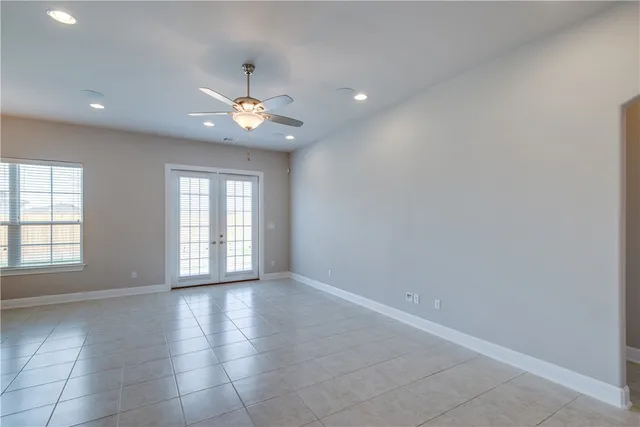 $2,200 | 3750 East Palm Valley Boulevard, Unit 55, Round Rock, TX 78665