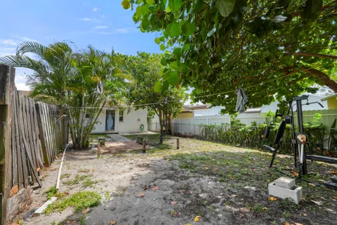 $535,000 | 429 Lytle Street, West Palm Beach, FL 33405