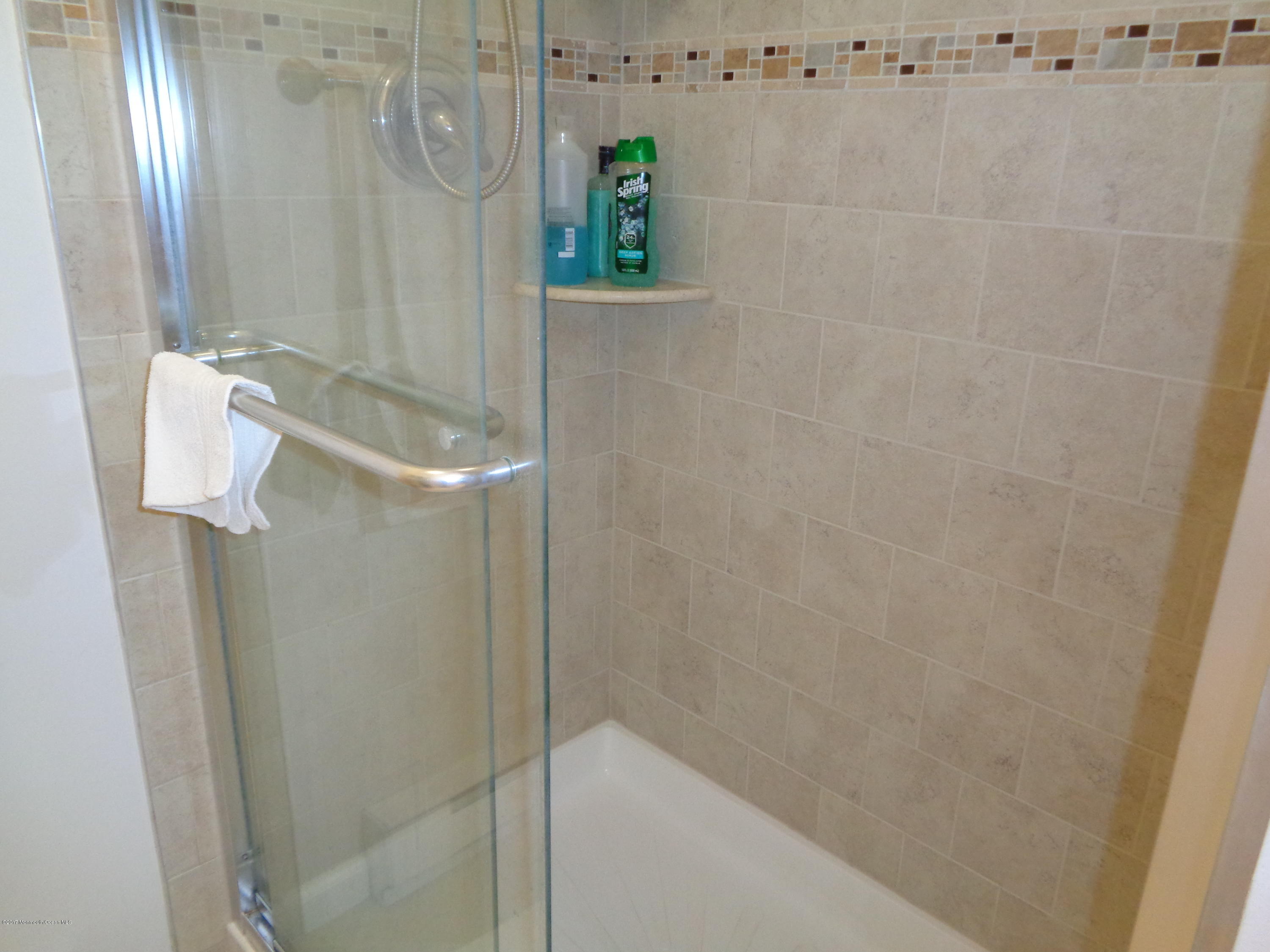 23 Ashley Road Whiting, NJ 08759 - Photo 21 of 21 a bathroom with a shower