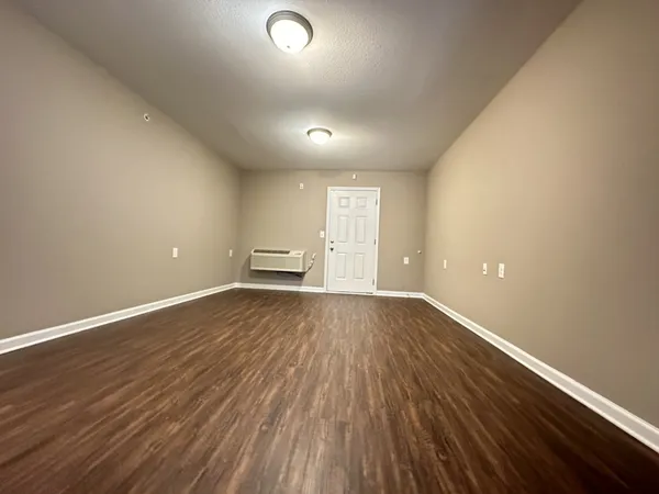 $815 | 161 Jack Miller Boulevard, Unit M, Clarksville, TN 37042