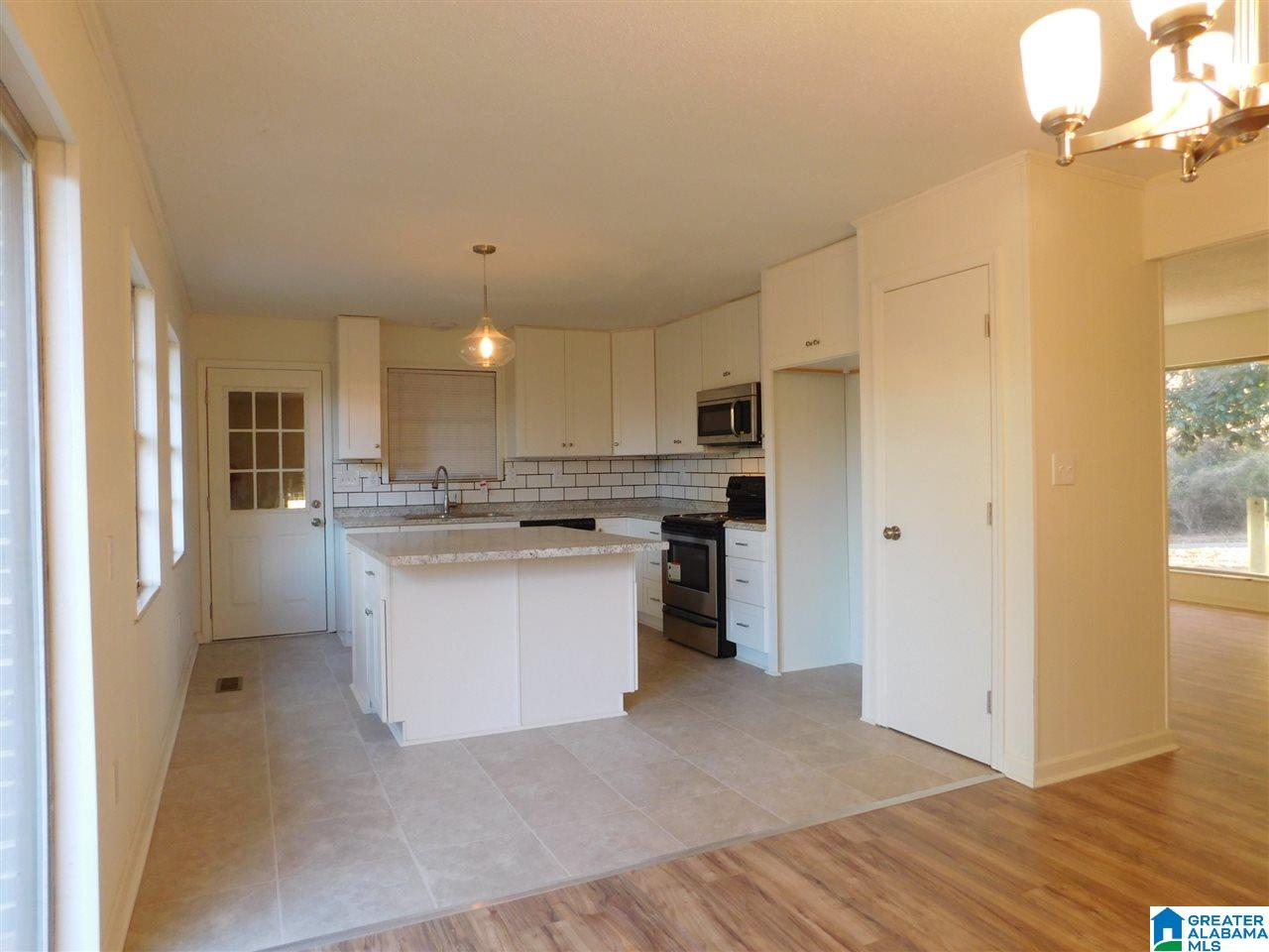 1119 Head Road Fultondale, AL 35068 - Photo 5 of 42
