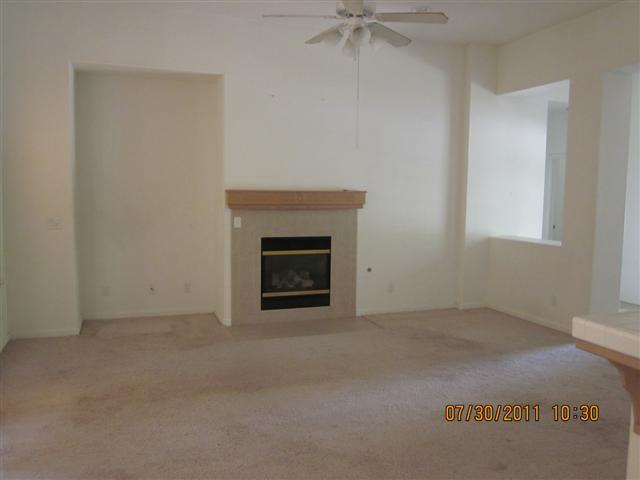818 South Apple Avenue Reedley, CA 93654 - Photo 4 of 10 Gallery Image 4