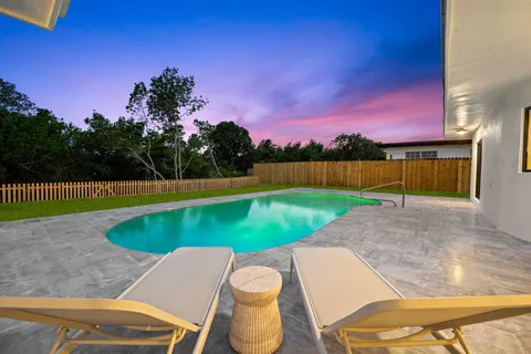 $1,995,000 | 2370 Northeast 195th Street, Miami, FL 33180