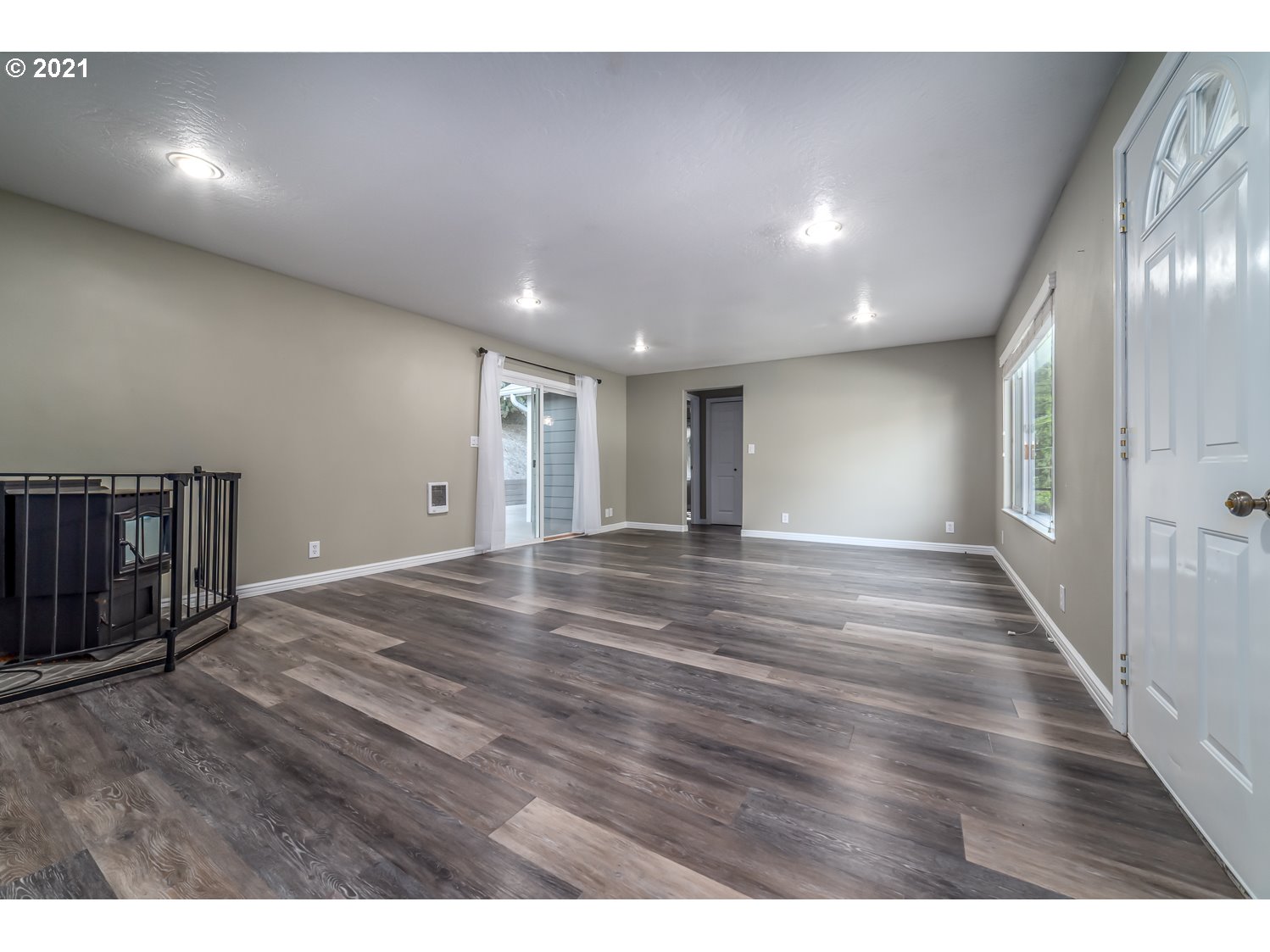 650 Bennett Creek Road Cottage Grove, OR 97424 - Photo 13 of 29 Gallery Image 13