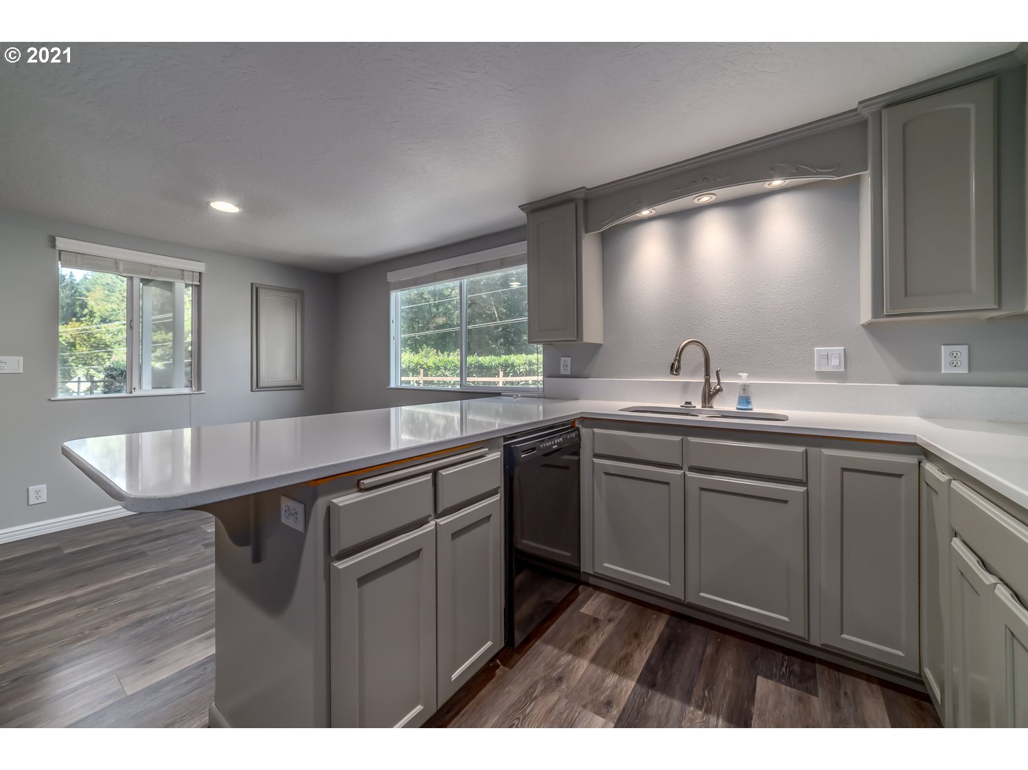 650 Bennett Creek Road Cottage Grove, OR 97424 - Photo 5 of 29 Gallery Image 5