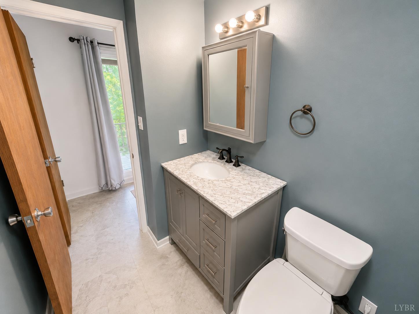 2213 Tanners Ridge Roseland, VA 22967 - Photo 16 of 21